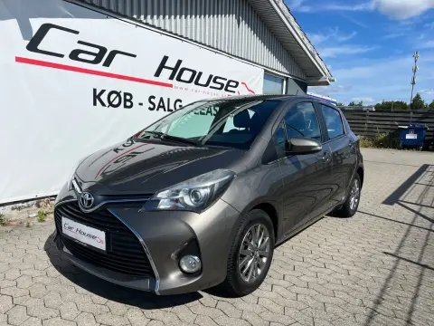Toyota Yaris 1,0 VVT-i T2 Komfort 5d