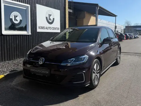 VW GOLF