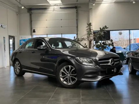 MERCEDES-BENZ C180