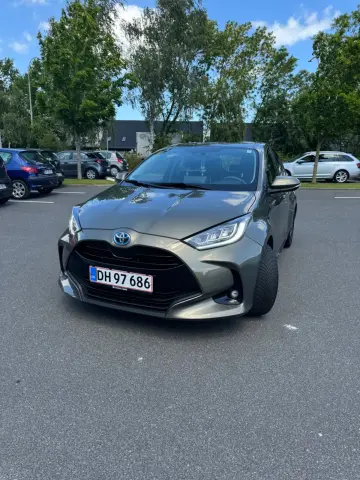 Toyota Yaris 1,5 Hybrid Active Tech+ e-CVT 5d