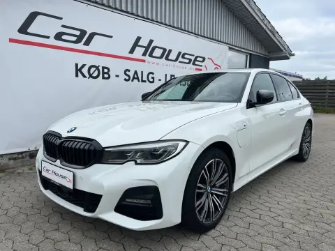BMW 330e 2,0 M-Sport aut. 4d