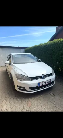 VW Golf VII 1,6 TDi 105 Comfortline BMT 5d