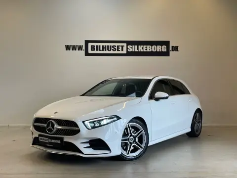 MERCEDES-BENZ A220