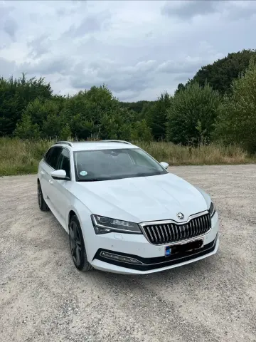Skoda Superb 1,5 TSi 150 Business Executive Combi DSG 5d