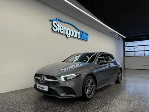 MERCEDES-BENZ A250