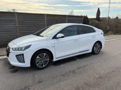 Hyundai Ioniq 1,6 PHEV Premium DCT 5d