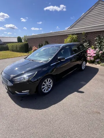 Ford Focus 1,0 SCTi 125 Titanium stc. 5d