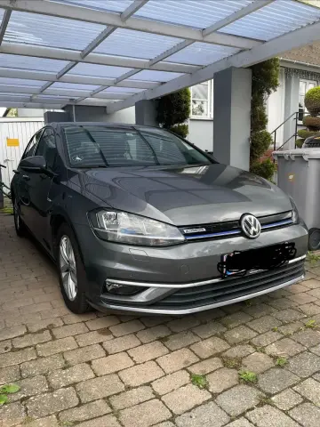 VW Golf VII 1,5 TSi 130 Highline DSG 5d