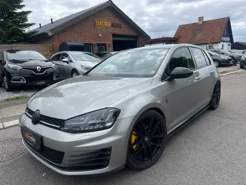 VW GOLF