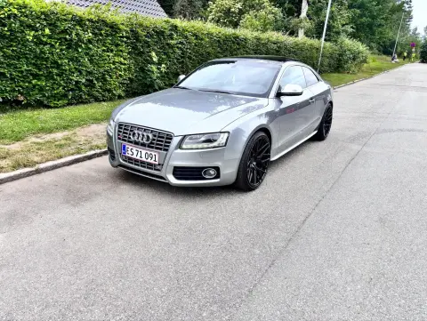 Audi S5 4,2 FSi Coupé quattro S-tr. 2d