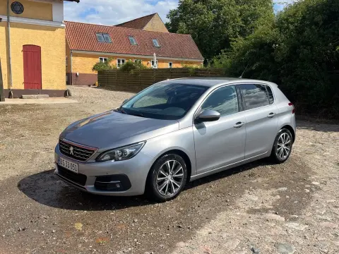 Peugeot 308 1,6 BlueHDi 120 Allure 5d