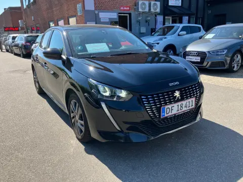 PEUGEOT 208