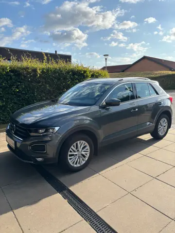 VW T-Roc 1,0 TSi 115 Style 5d