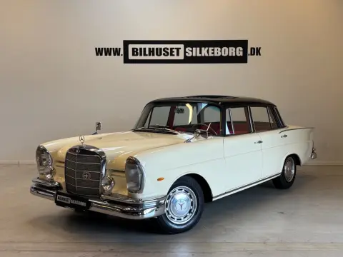 MERCEDES-BENZ 220