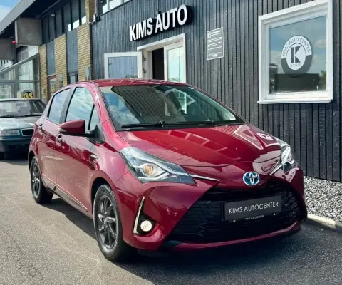 TOYOTA YARIS
