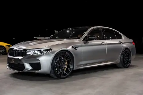 BMW M5 F90 Frozen Grey 4,4