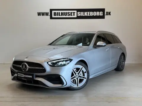 MERCEDES-BENZ C220