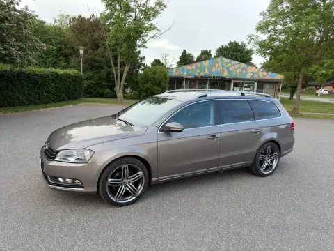 VW Passat 2,0 TDi 140 Comfortline Variant DSG BM 5d