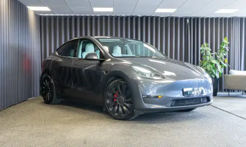 Tesla Model YPerformance AWD 5d