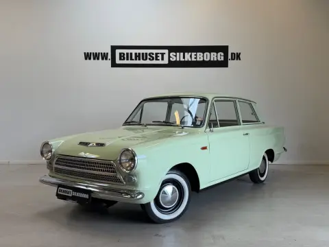 FORD CONSUL