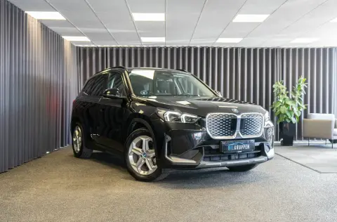 BMW iX1 eDrive20 X-Line 5d