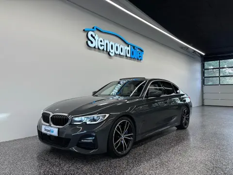 BMW 330e
