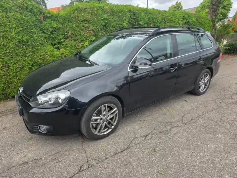 VOLKSWAGEN GOLF VI