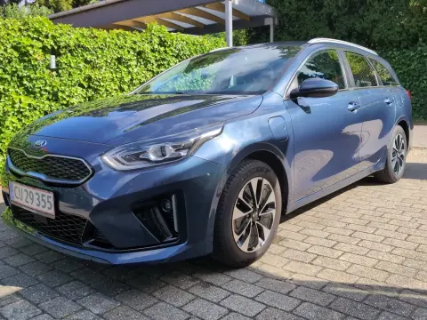 Kia Ceed 1,6 PHEV Prestige SW DCT 5d