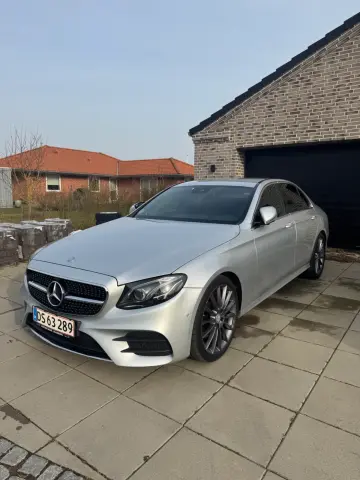 Mercedes E220 d 2,0 AMG Line stc. aut. 5d