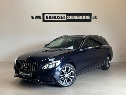 MERCEDES-BENZ C200