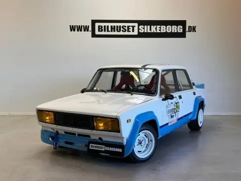 LADA 1300