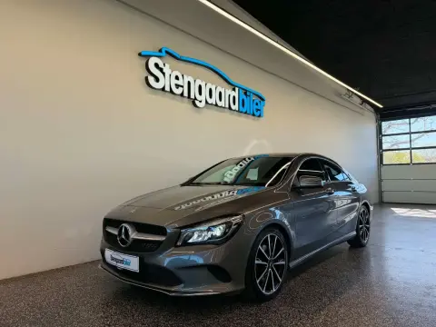 MERCEDES-BENZ CLA