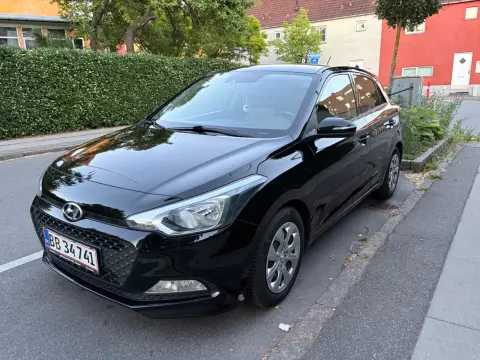 Hyundai i20 1,25 Trend 5d