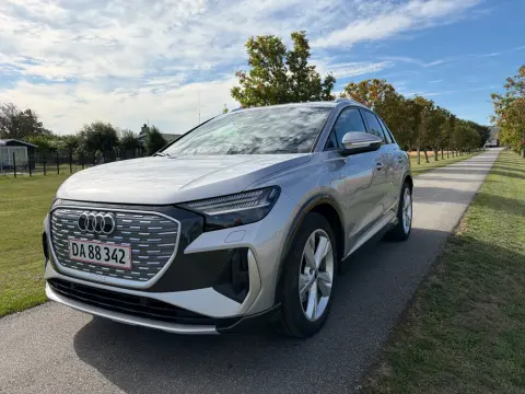 Audi Q4 e-tron 5,0 Attitude S-line quattro 5d
