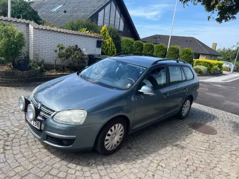 VW Golf V 1,4 TSi 122 Trendline Variant 5d