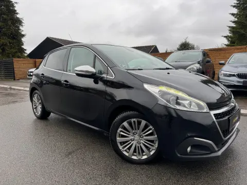 Peugeot 208 1,6 BlueHDi 100 Desire 5d